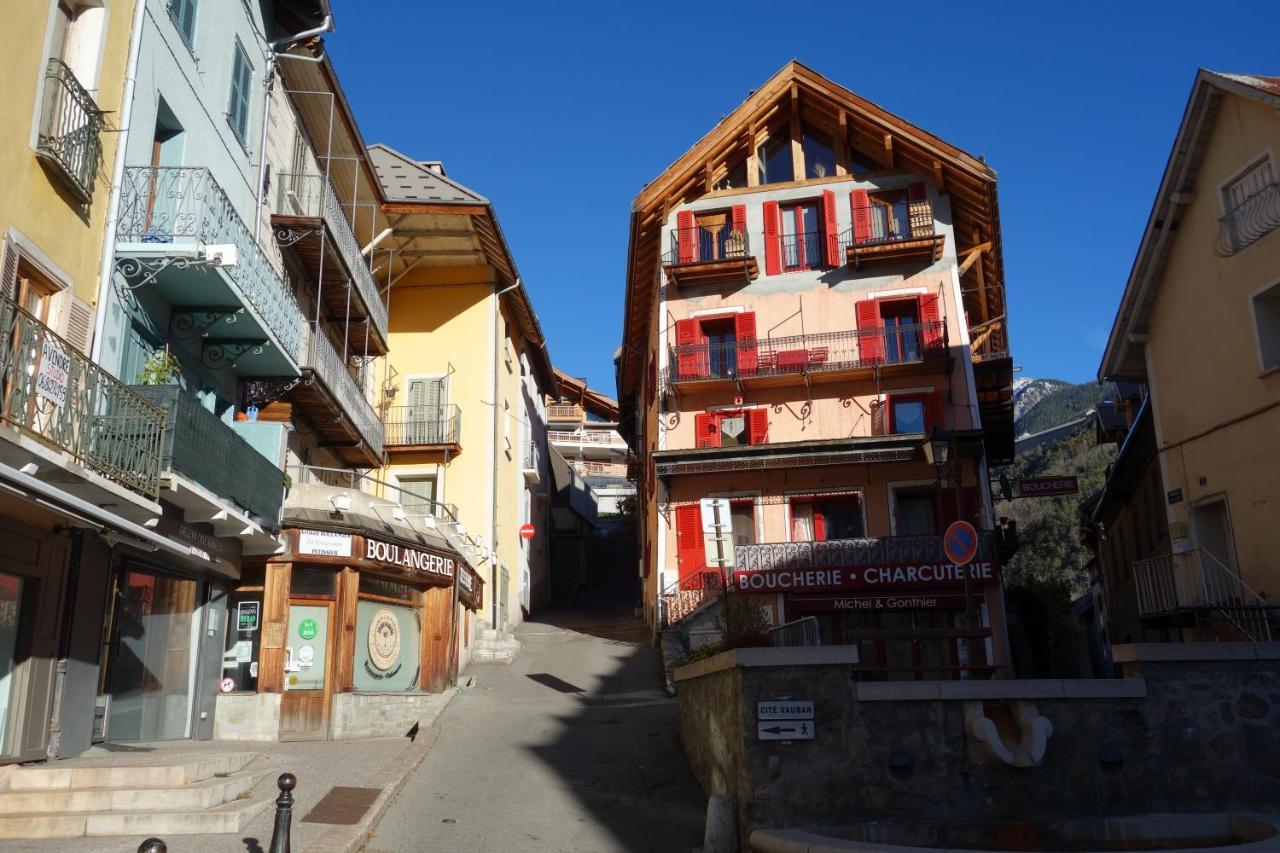 Chez Petit Louis- Appart Centre Ville Jusqu'A 6 Personnes Briancon  Exterior photo
